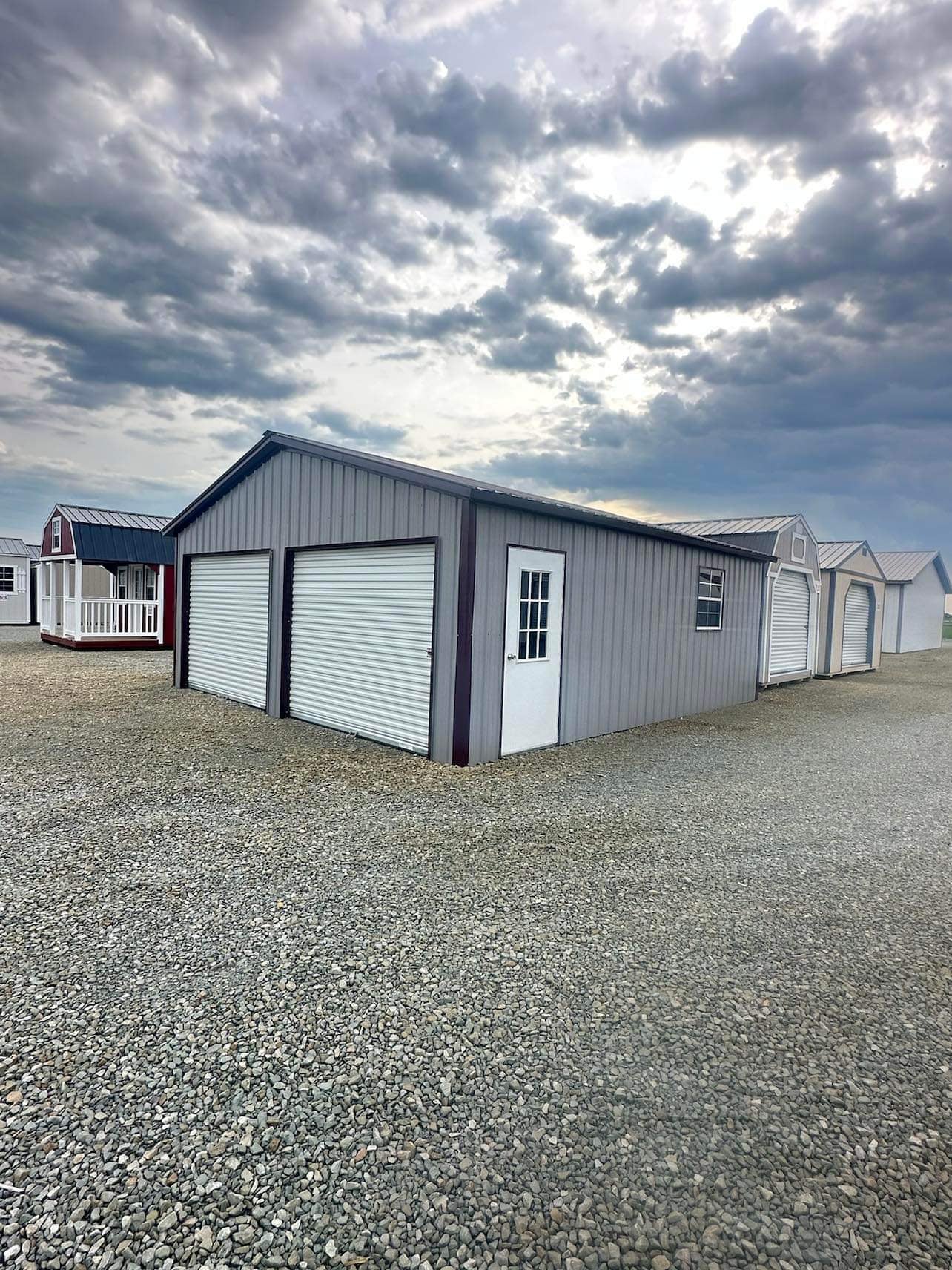 22x26x8 Metal Garage