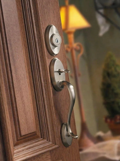 Shelburne Satin Nickel Single Cylinder Door Handleset with Tustin Door Handle Featuring SmartKey Security