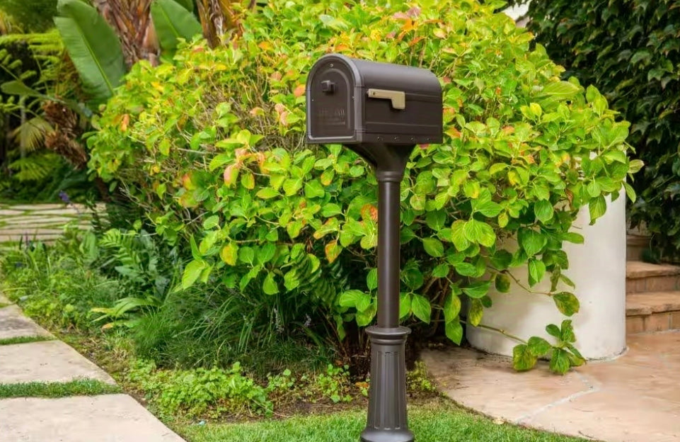 Architectural Mailboxes
Roxbury Rubbed Bronze, Large, Steel Post Mount Mailbox and Premium Steel Post Combo