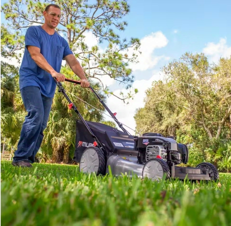 Murray
21 in. 140 cc Briggs and Stratton Walk Behind Gas Push Lawn Mower with Height Adjustment and with Mulch Bag