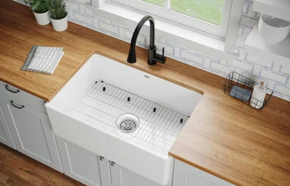 Elkay
Fireclay 30 in. Farmhouse/Apron-Front Single Bowl White Fireclay Kitchen Sink Kit w/ Accessories