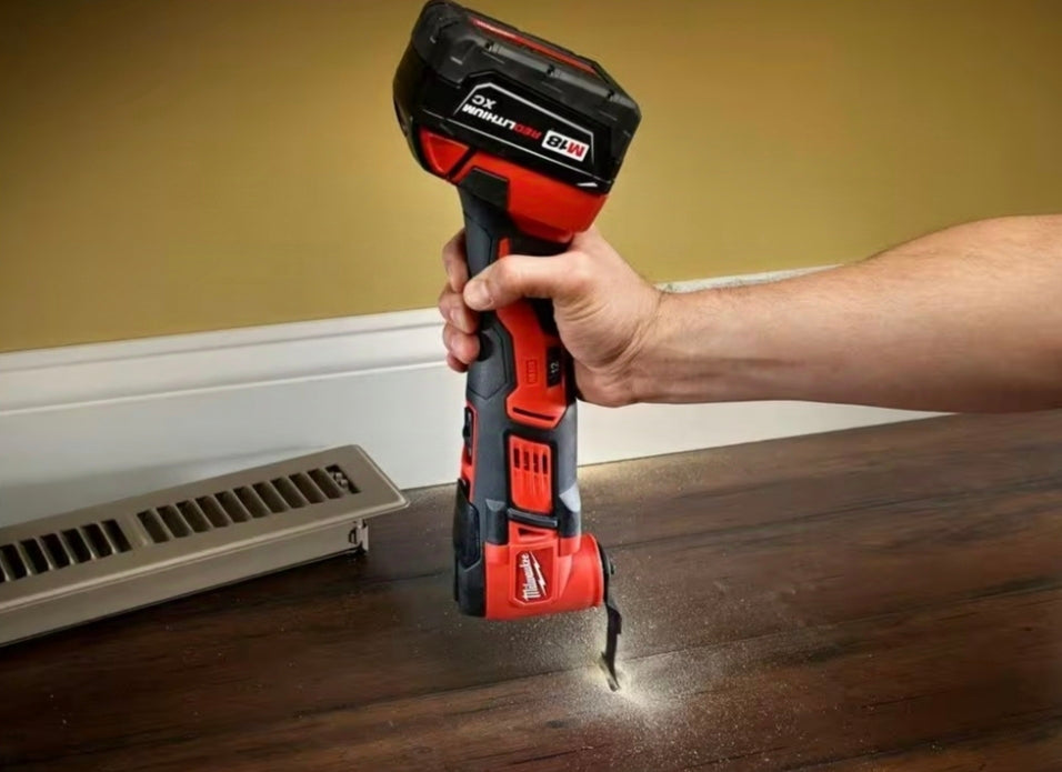 Milwaukee
M18 18V Lithium-Ion Cordless Oscillating Multi-Tool (Tool-Only)