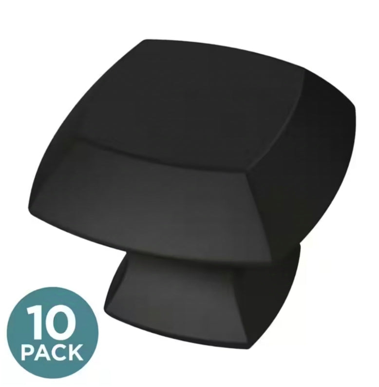 Liberty
Mandara 1-1/4in. (32 mm) Classic Matte Black Square Cabinet Knobs (10-Pack)